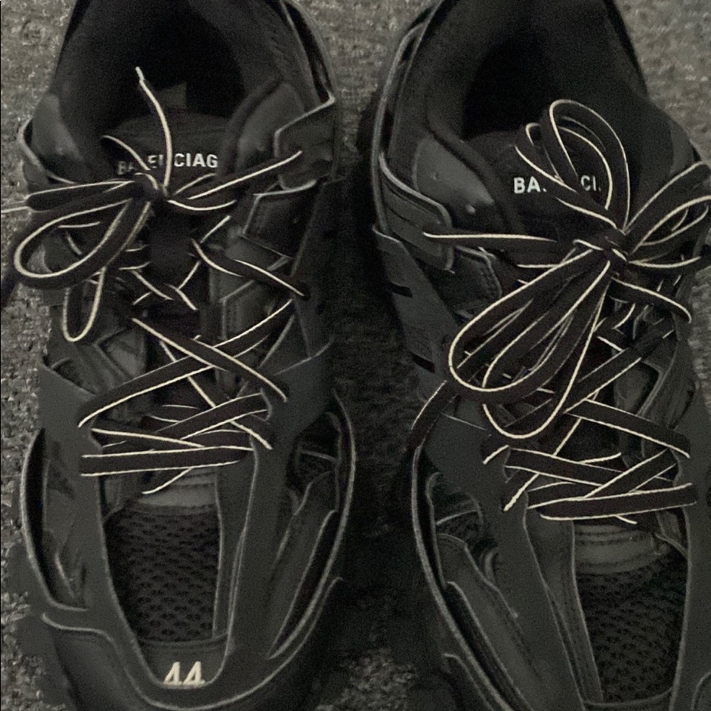 Balenciaga track runner